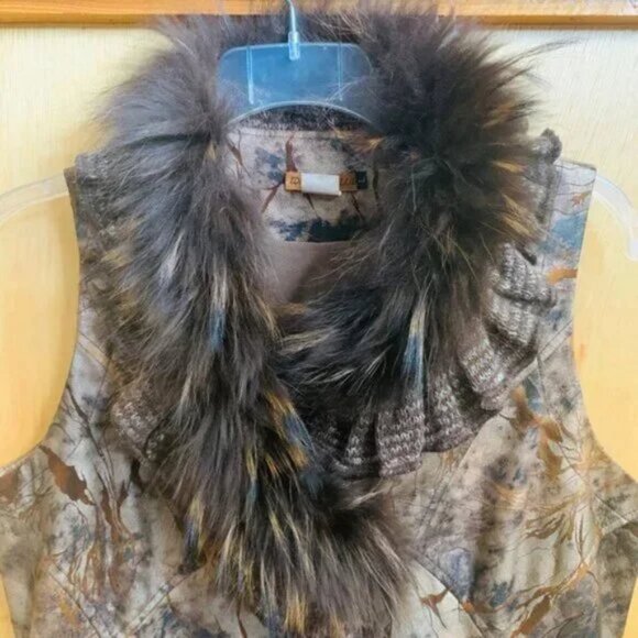 RARE VTG IDENTITY CLUB Camo Knit & FAUX Leather Feathers/Fur Sweater Vest - Picture 8 of 16